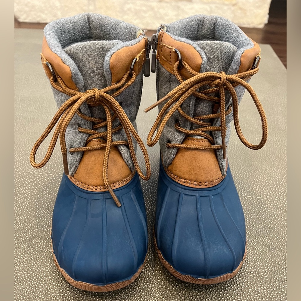 Nordstrom Kids Insulated Winter Boots (size 3)